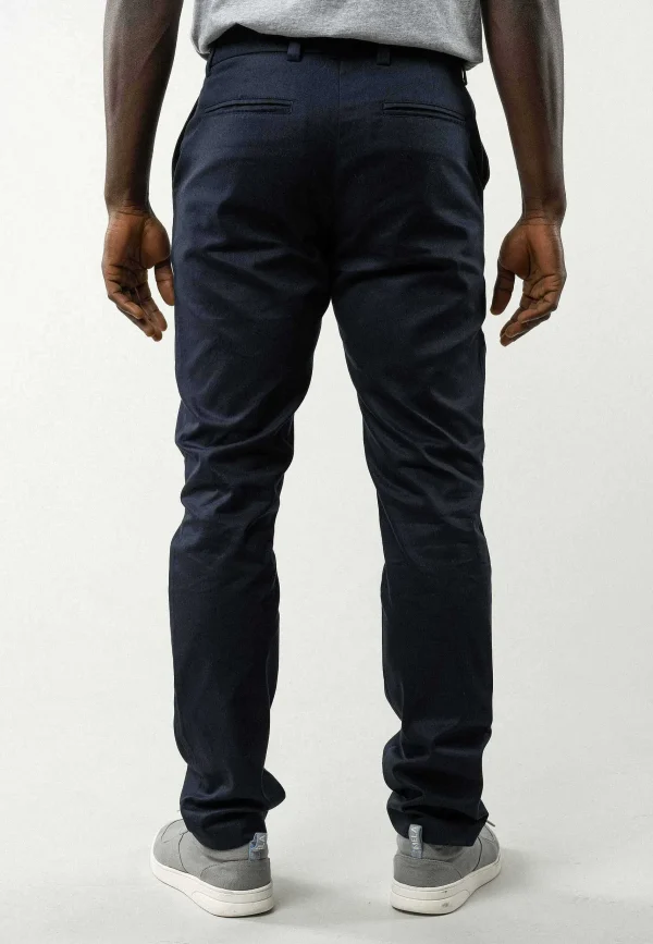 Outlet MELAWEAR Chinohose Mit Normaler Passform Pooja Bundle
